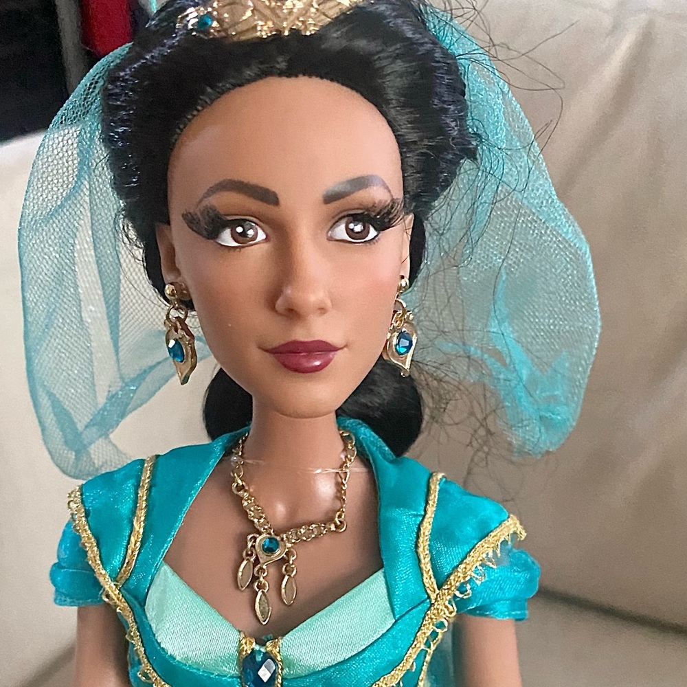 Princess Jasmine Limited Edition Doll